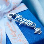 Срібна шпилька Софія з підвісочкою янголом