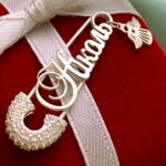 Шпилька срібна Ніколь з фіанітами і янголом